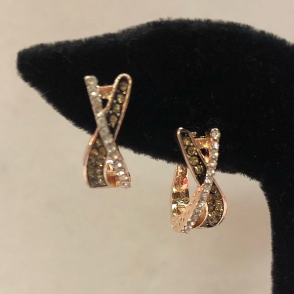 Leopard Rhinestone Rose Gold Hoop Earrings - Picture 2 of 10